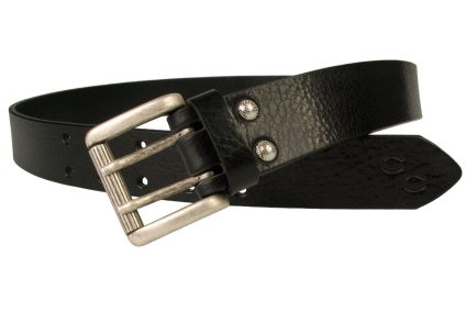 Shiny Black Leather Jeans Belt Supple Grainy Leather. Old Silver Look Double Prong Roller Buckle. Ornate domed closures. Double Horse Shoe Motif. made In UK with high quality Italian Full Grain Vegetable Tanned Leather and Italian Made Buckle. 3.5 cm Wide. Ideal with jeans or worn over a loose top.