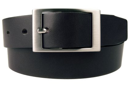 High quality black leather belt. Made in UK with Italian full grain leather and an Italian made hand brushed nickel plated buckle. 35 mm wide and approx. 3.5 - 4 mm thick leather. Also available in brown.
