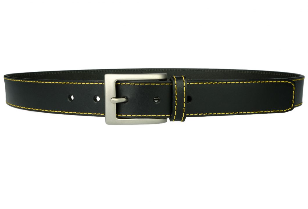 This classic combination yellow stitch black leather belt is our nod to the 70s and 80s. This robust belt made with full grain Italian vegetable tanned leather will be sure to stand out from the crowd. Riveted Return and using Strong German Thread for the Yellow Stitched Edge - This British Made belt is built to last. 3cm wide (1 3/16 inch).