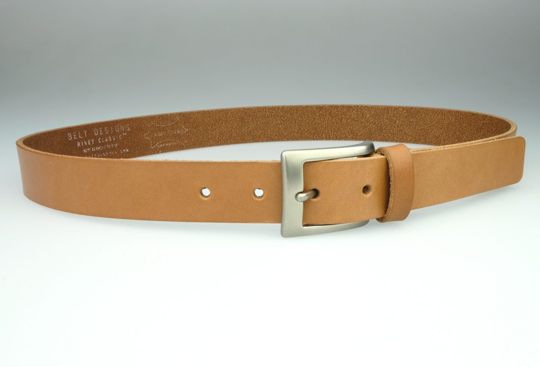 Light Tan Casual Trouser Belt Made In UK with Italian Full Grain Vegetable Tanned Leather. 3cm wide with robust Matt Nickel plated buckle. The belt has natural unfinished raw edge to give a casual look to a quality British made belt.